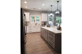 Modern Farmhouse House Plan #009-00288 Build Photo