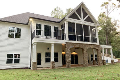 Craftsman House Plan #286-00103 Elevation Photo