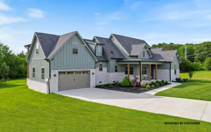 Modern Farmhouse House Plan #9401-00108 Build Photo