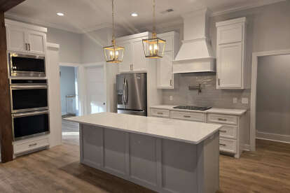 Modern Farmhouse House Plan #041-00216 Build Photo