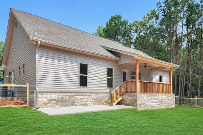 Country House Plan #041-00218 Build Photo