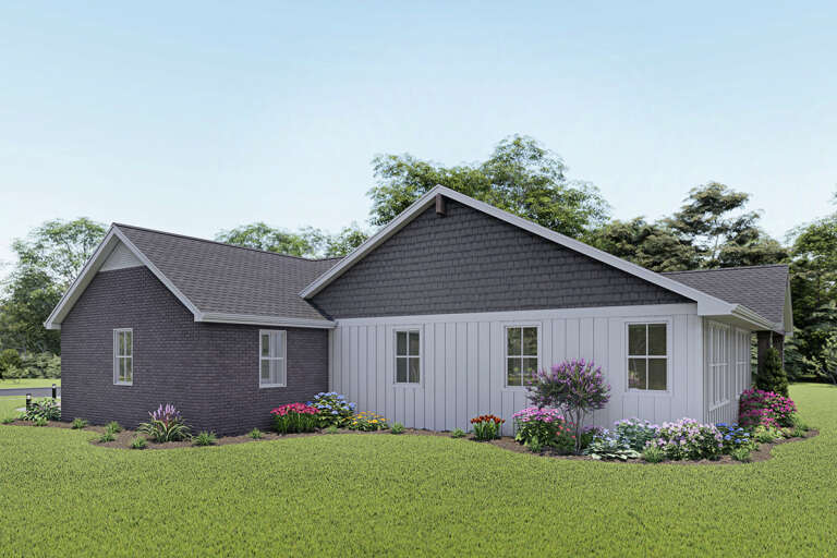 Ranch House Plan #1462-00018 Elevation Photo