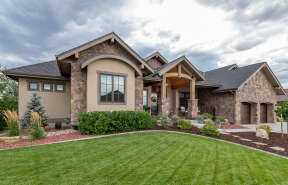 Craftsman House Plan #5631-00128 Elevation Photo