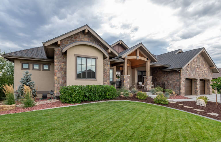 Craftsman House Plan #5631-00128 Elevation Photo