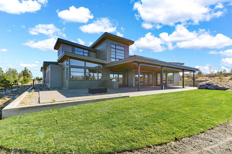 Contemporary House Plan #5829-00032 Elevation Photo