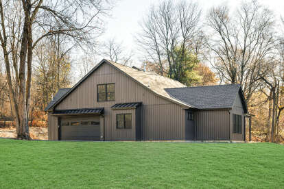 Modern Farmhouse House Plan #009-00294 Build Photo