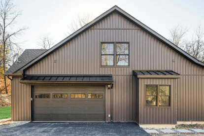 Modern Farmhouse House Plan #009-00294 Build Photo