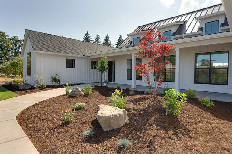 Modern Farmhouse House Plan #2559-00864 Elevation Photo