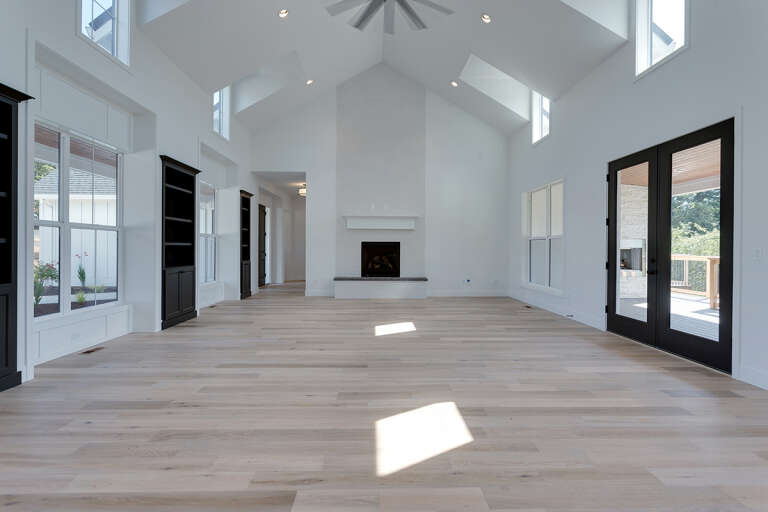 Modern Farmhouse House Plan #2559-00864 Additional Photo