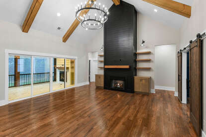 Modern Farmhouse House Plan #4534-00039 Build Photo