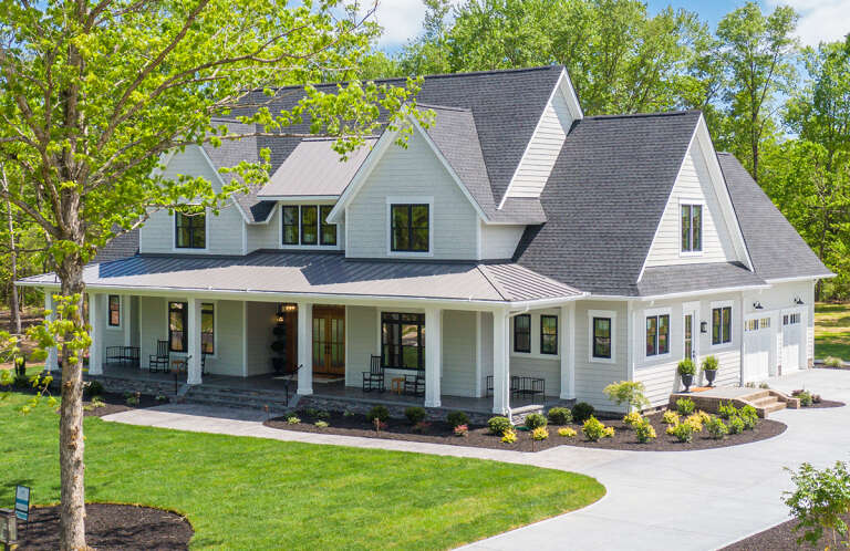 Modern Farmhouse House Plan #098-00326 Elevation Photo