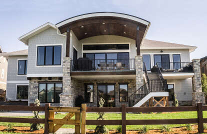 Craftsman House Plan #5631-00137 Elevation Photo