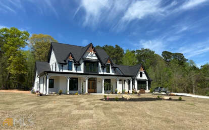 Modern Farmhouse Plan - 4,103 Square Feet, 4 Bedrooms, 5