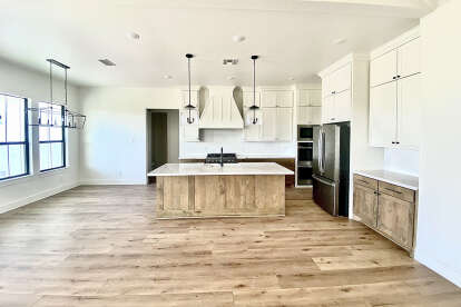 Modern Farmhouse House Plan #4534-00045 Build Photo