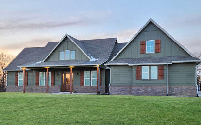 Craftsman House Plan #4534-00047 Build Photo