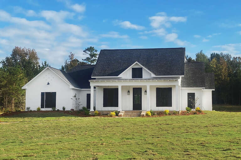 House Plan House Plan #25174 Front Elevation 