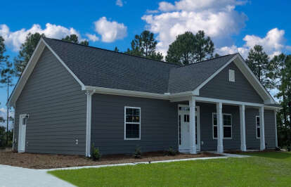 Modern Farmhouse House Plan #1776-00116 Build Photo