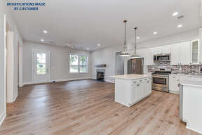 Modern Farmhouse House Plan #041-00248 Build Photo