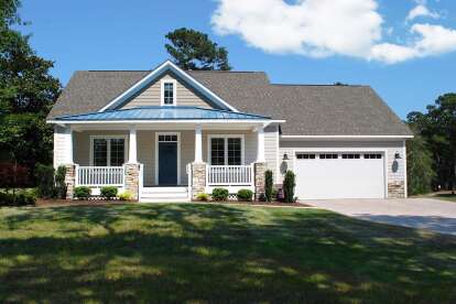 3 Bed, 2 Bath, 3009 Square Foot House Plan - #4351-00034