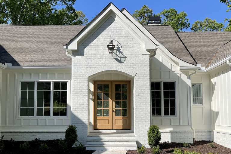 Modern Farmhouse House Plan #286-00118 Elevation Photo