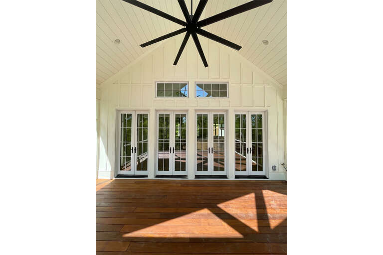 Modern Farmhouse House Plan #286-00118 Additional Photo