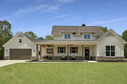 Modern Farmhouse House Plan #009-00310 Build Photo