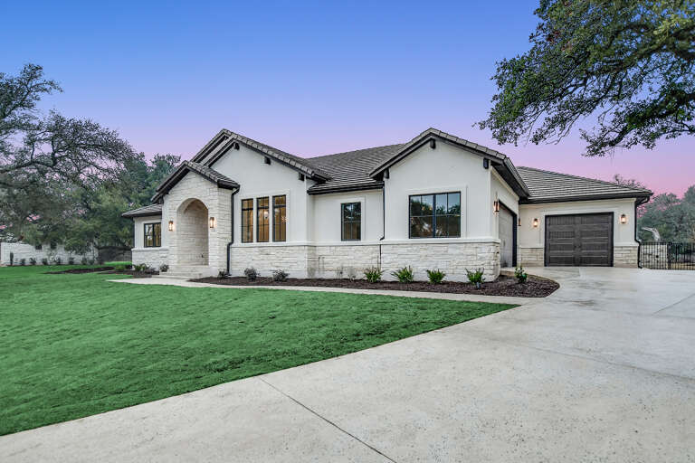 Modern Transitional House Plan #041-00268 Elevation Photo
