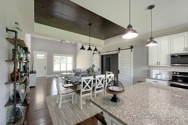 Modern Farmhouse House Plan #2865-00102 Additional Photo