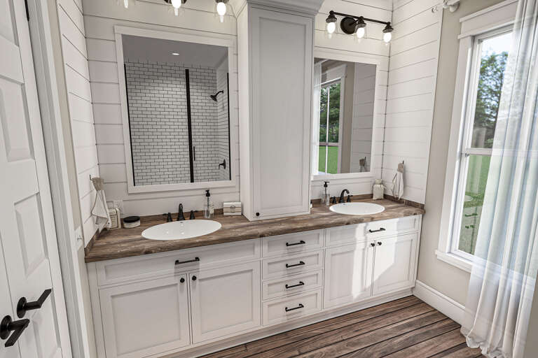 Modern Farmhouse House Plan #041-00280 Additional Photo