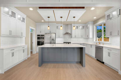 Modern Farmhouse House Plan #2464-00021 Build Photo