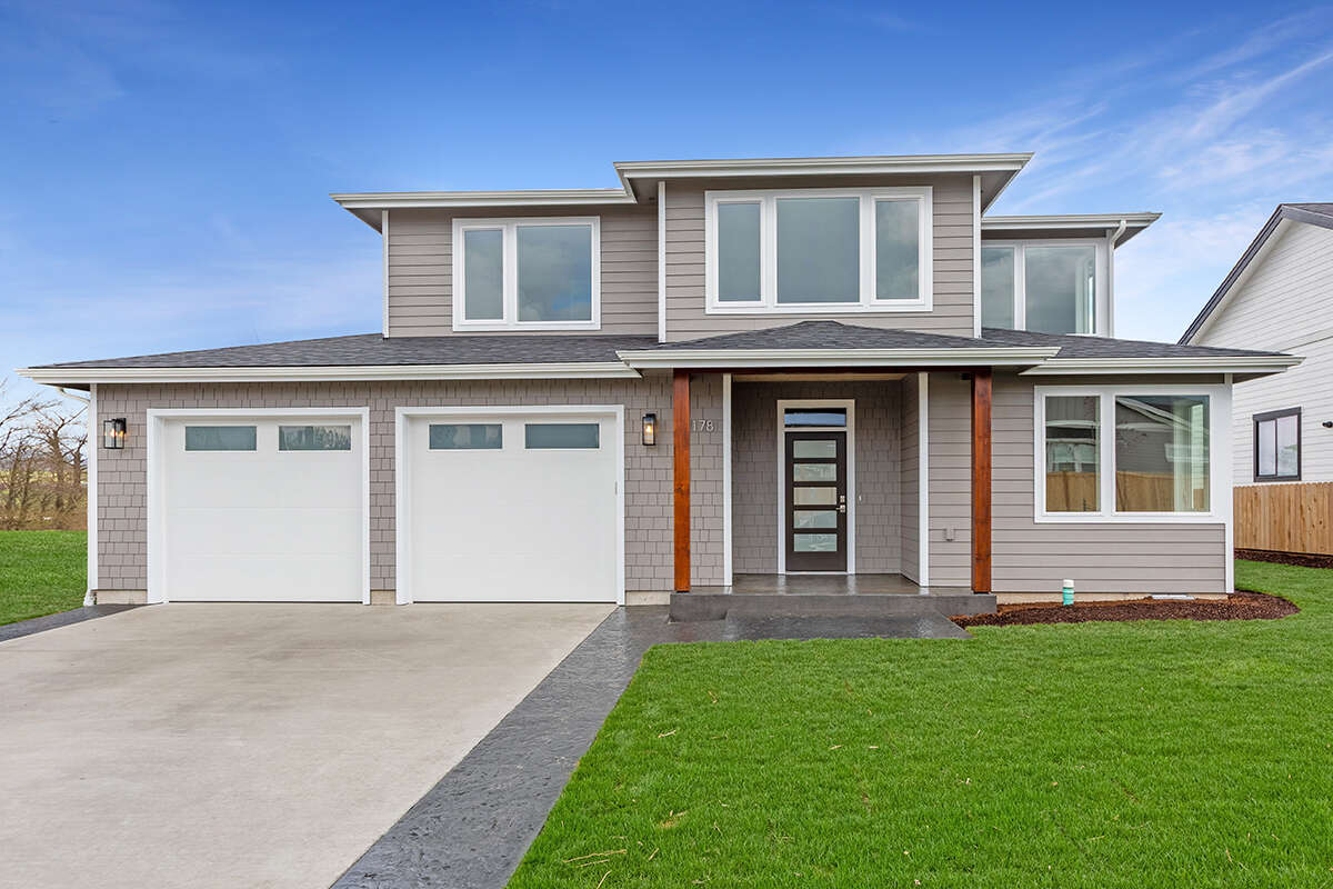 Modern Plan 2 554 Square Feet 4 Bedrooms 2 5 Bathrooms 2464 00059 modern-plan-2-554-square-feet-4-bedrooms-2-5-bathrooms-2464-00059