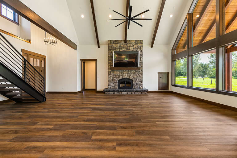 Craftsman House Plan #2464-00063 Build Photo
