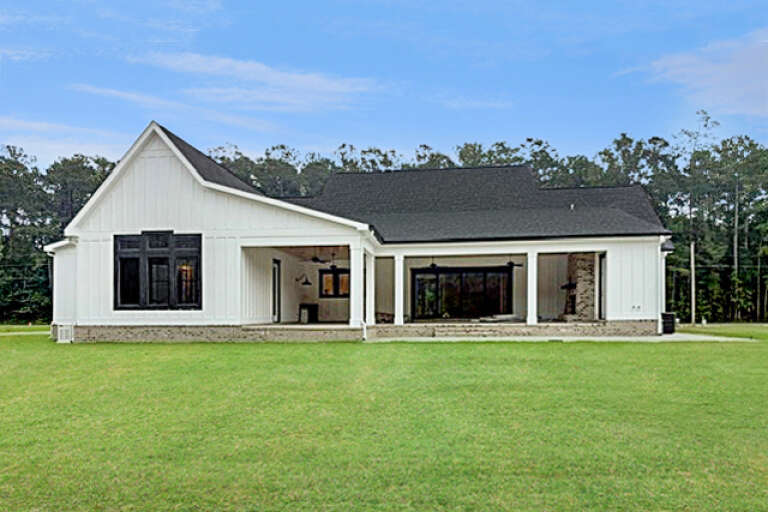 00092 Modern Farmhouse Plan - 3,346 Square Feet, 4-5 Bedrooms, 4 Bathrooms ...