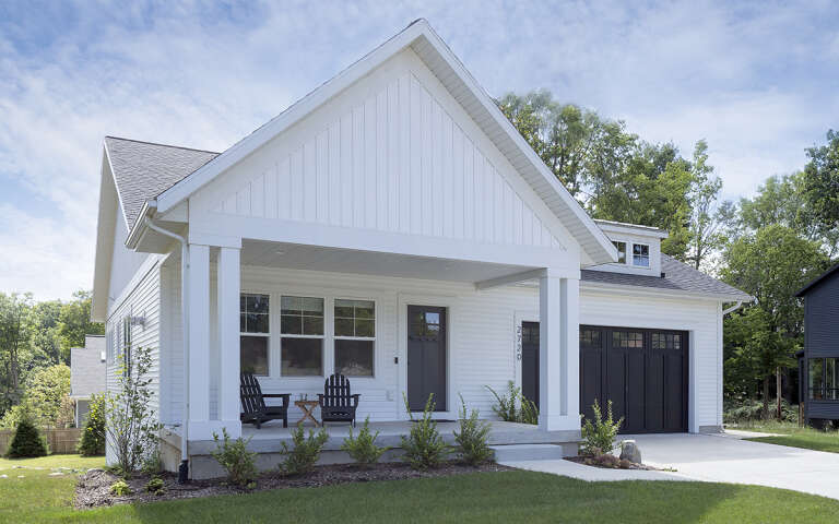 Modern Farmhouse House Plan #1637-00162 Elevation Photo