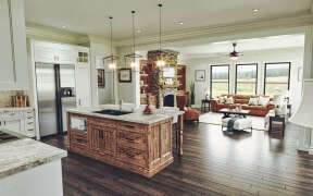 Modern Farmhouse House Plan #699-00366 Additional Photo