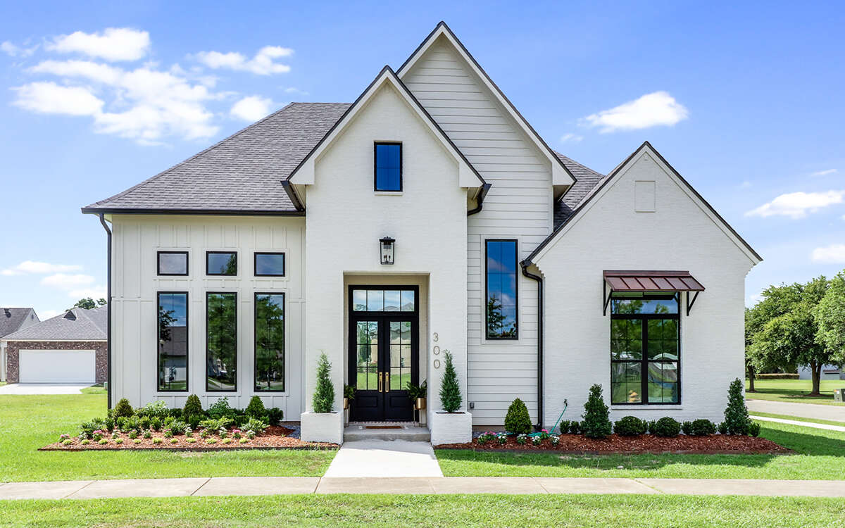 Modern Transitional Plan: 2,769 Square Feet, 4 Bedrooms, 3 Bathrooms ...