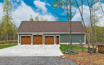 Modern Farmhouse House Plan #7568-00019 Build Photo