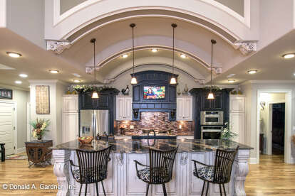 Traditional House Plan #2865-00379 Build Photo
