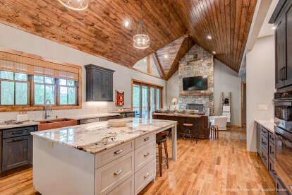 Modern Farmhouse House Plan #4195-00058 Build Photo