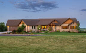 Craftsman House Plan #5631-00219 Build Photo