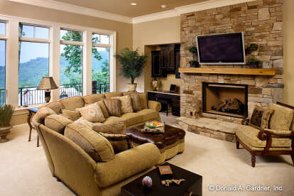Mountain House Plan #2865-00405 Build Photo