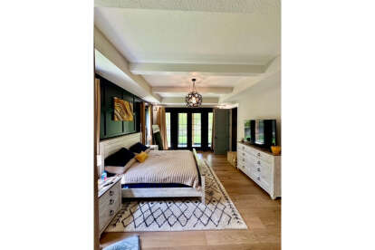 Modern Farmhouse House Plan #009-00382 Build Photo
