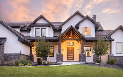 Craftsman House Plan #5631-00235 Build Photo