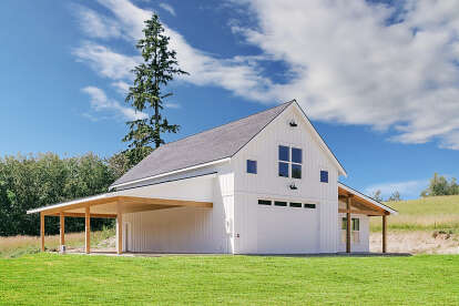 Barn House Plan #2464-00117 Build Photo