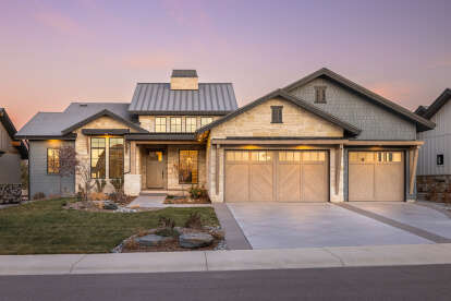 Craftsman House Plan #5631-00245 Build Photo