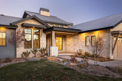 Craftsman House Plan #5631-00245 Build Photo