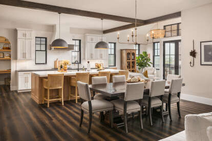 Modern Farmhouse House Plan #5631-00246 Build Photo