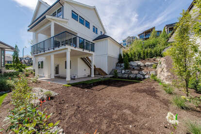 Modern Farmhouse House Plan #8937-00030 Build Photo