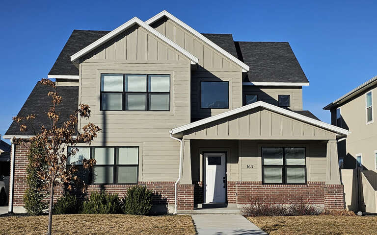 Craftsman Plan - 2,396 Square Feet, 3-4 Bedrooms, 2.5 Bathrooms | Floor ...