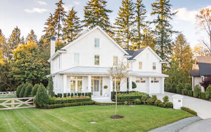 Modern Farmhouse House Plan #8937-00055 Build Photo